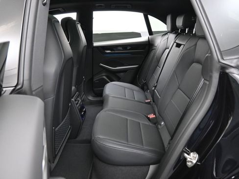 New 2026 Porsche Macan 4S Electric AWD/4WD image 25