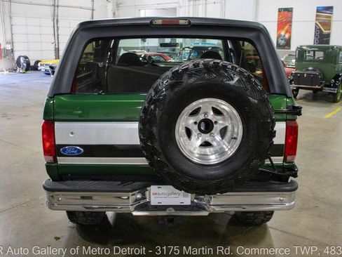 Used 1996 Ford Bronco XLT image 5