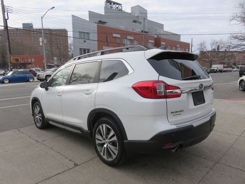 Used 2020 Subaru Ascent Limited w/ Technology Package AWD/4WD image 5