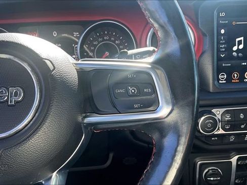 Used 2018 Jeep Wrangler Unlimited Rubicon AWD/4WD image 19