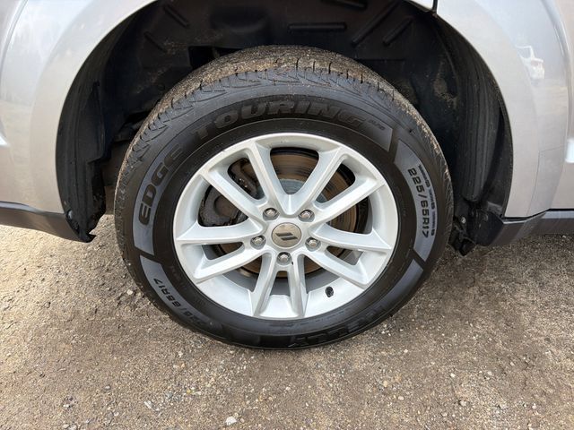 Used 2018 Dodge Journey SXT w/ Premium Group FWD image 30