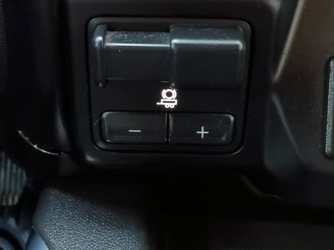 Used 2021 GMC Sierra 1500 AT4 w/ AT4 Premium Package AWD/4WD image 10