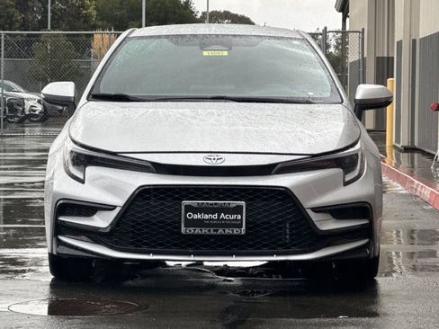 Used 2024 Toyota Corolla SE image 9