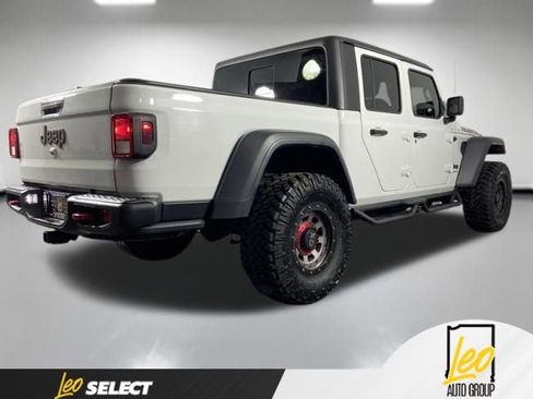 Used 2020 Jeep Gladiator Rubicon AWD/4WD image 5