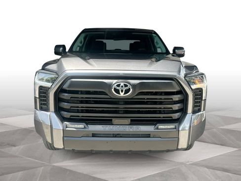 Used 2023 Toyota Tundra SR5 w/ SR5 Convenience Package AWD/4WD image 3