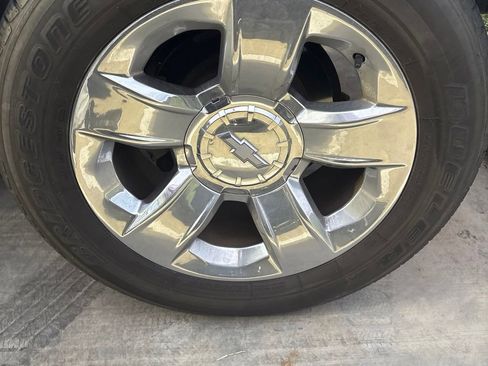 Used 2017 Chevrolet Silverado 1500 LTZ w/ Texas Edition RWD image 18