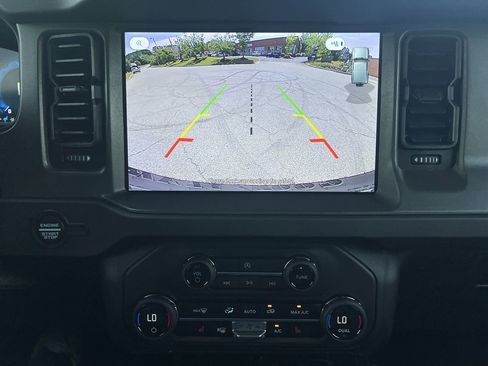 New 2025 Ford Bronco Big Bend w/ Black Diamond Package AWD/4WD image 5