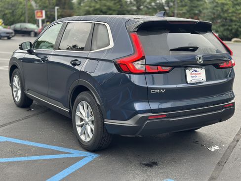 Used 2024 Honda CR-V EX image 8