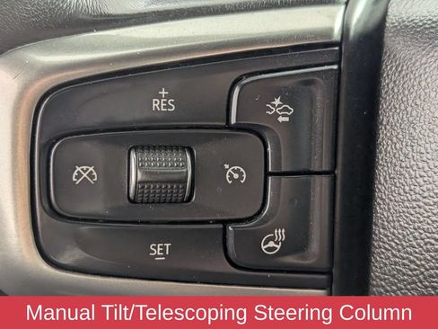 Used 2022 Chevrolet Silverado 1500 LT AWD/4WD image 16