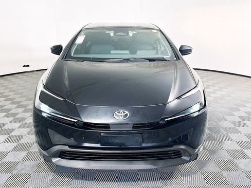 Used 2024 Toyota Prius LE FWD image 8