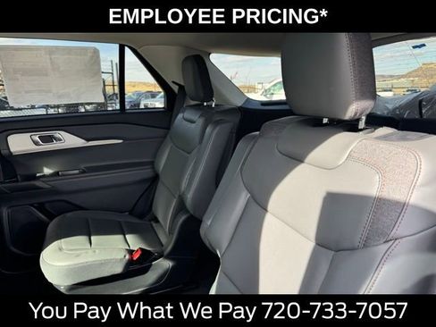 New 2026 Ford Explorer Active w/ Active Comfort Package AWD/4WD image 16