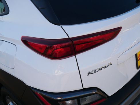 Used 2023 Hyundai Kona SEL image 17