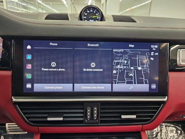 Used 2022 Porsche Cayenne Turbo S AWD/4WD image 18