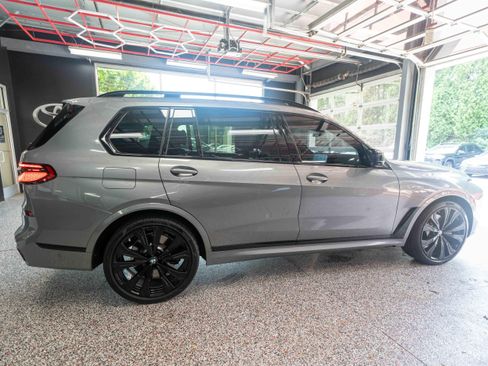 Used 2023 BMW X7 M60i w/ Executive Package AWD/4WD image 4