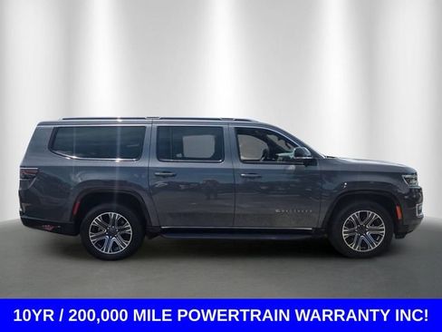 Used 2024 Jeep Wagoneer L Series II RWD image 6