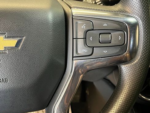 Used 2023 Chevrolet Blazer LT image 11