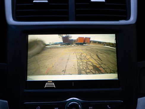 Used 2019 Chevrolet Sonic LT image 38