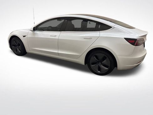 Used 2020 Tesla Model 3 image 8
