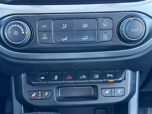 Used 2021 Chevrolet Colorado LT w/ Safety Package image 19