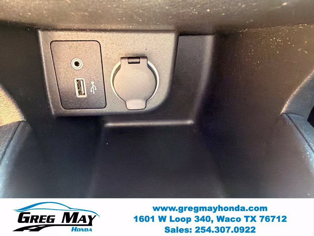 Used 2021 Nissan Kicks S FWD image 27