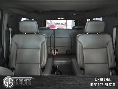 Used 2024 GMC Yukon XL Denali AWD/4WD image 40