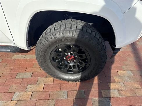 Used 2023 Toyota Tacoma SR5 image 18