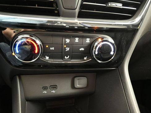 New 2026 Buick Encore GX Sport Touring w/ Advanced Technology Package image 17