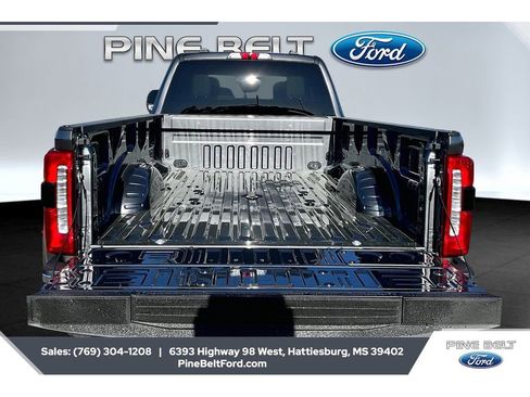 New 2026 Ford F450 XLT w/ XLT Premium Package AWD/4WD image 12