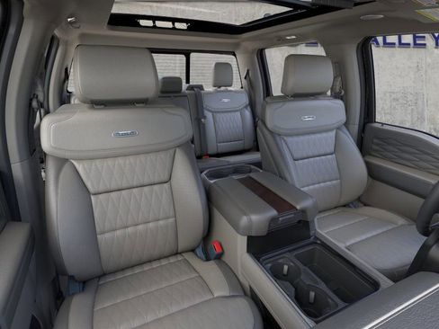 New 2026 Ford F450 Platinum w/ Platinum Plus Package image 10