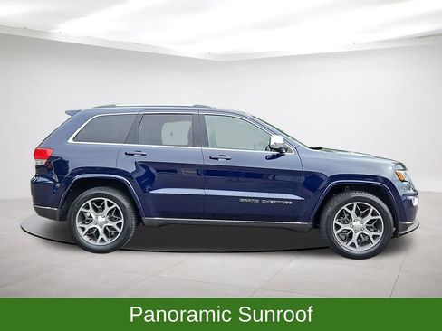 Used 2018 Jeep Grand Cherokee Limited AWD/4WD image 8