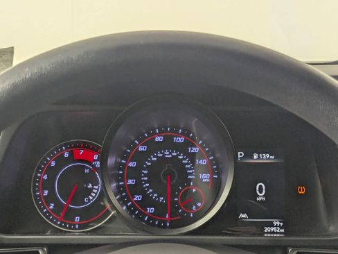 Certified 2022 Hyundai Elantra SEL FWD image 19