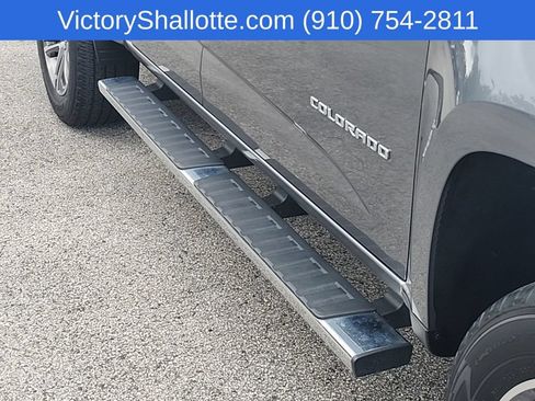 Used 2021 Chevrolet Colorado LT w/ Safety Package RWD image 30
