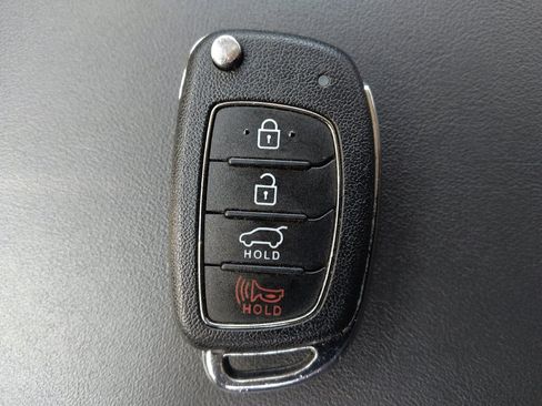 Used 2021 Hyundai Tucson SE w/ Cargo Package FWD image 32