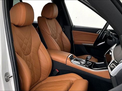 Used 2023 BMW X5 sDrive40i image 10