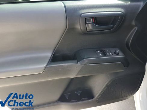 Used 2022 Toyota Tacoma SR RWD image 19