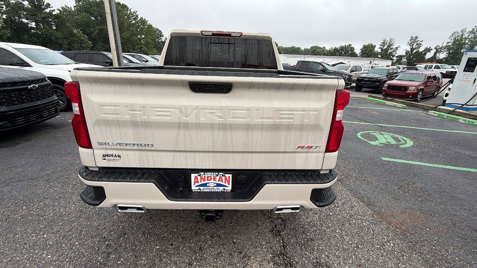 New 2026 Chevrolet Silverado 1500 RST AWD/4WD image 9