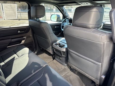 Used 2023 Toyota Tundra Platinum w/ Advanced Package image 27
