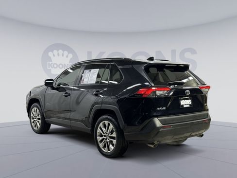 Used 2019 Toyota RAV4 XLE Premium w/ Advanced Technology Package image 8