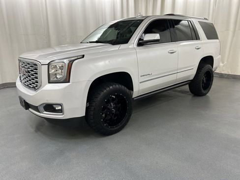 Used 2020 GMC Yukon Denali w/ Denali Premium Package image 1