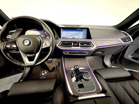 Used 2023 BMW X5 xDrive40i w/ Premium Package AWD/4WD image 16