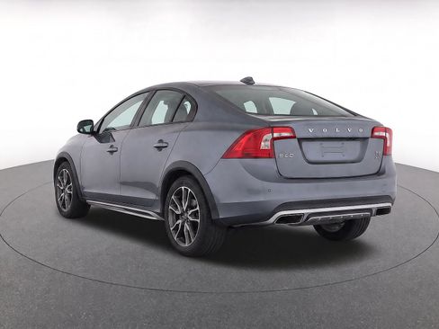 Used 2017 Volvo S60 T5 Cross Country Platinum AWD/4WD image 3
