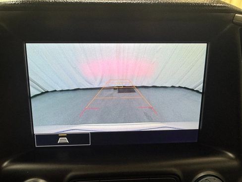 Used 2024 GMC Terrain AT4 image 24