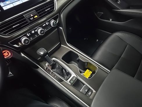 Used 2019 Honda Accord Sport image 27