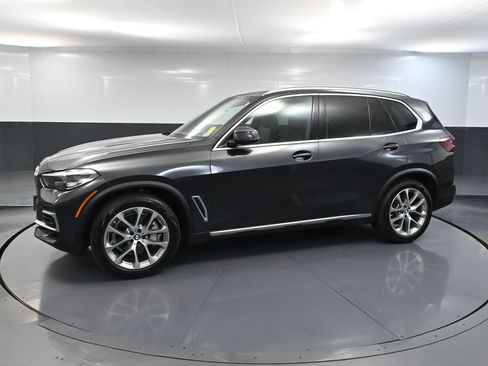 Used 2023 BMW X5 xDrive40i AWD/4WD image 11