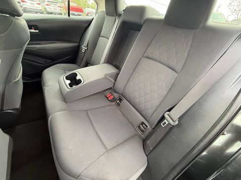 Used 2020 Toyota Corolla LE FWD image 19