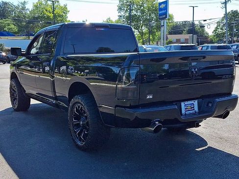Used 2019 RAM 1500 Express w/ Express Value Package AWD/4WD image 9