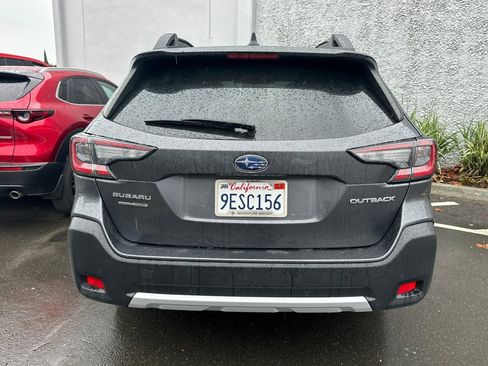 Used 2023 Subaru Outback Limited image 4