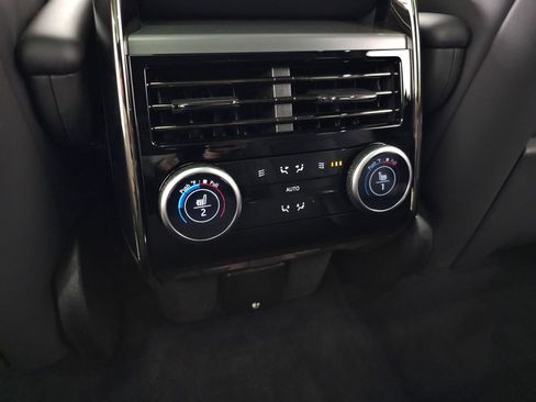 Used 2025 Land Rover Range Rover Sport Dynamic SE AWD/4WD image 41