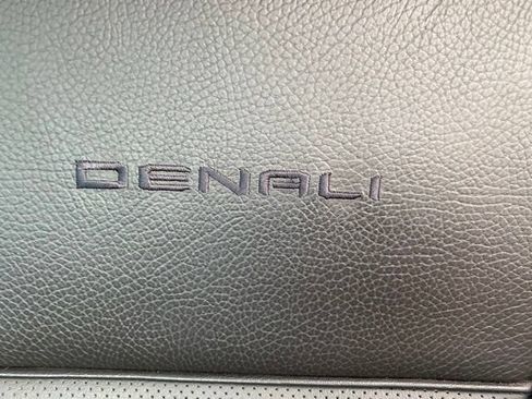 Certified 2024 GMC Sierra 2500 Denali w/ Technology Package AWD/4WD image 17