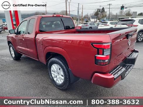 Certified 2022 Nissan Frontier SV w/ Technology Package image 6